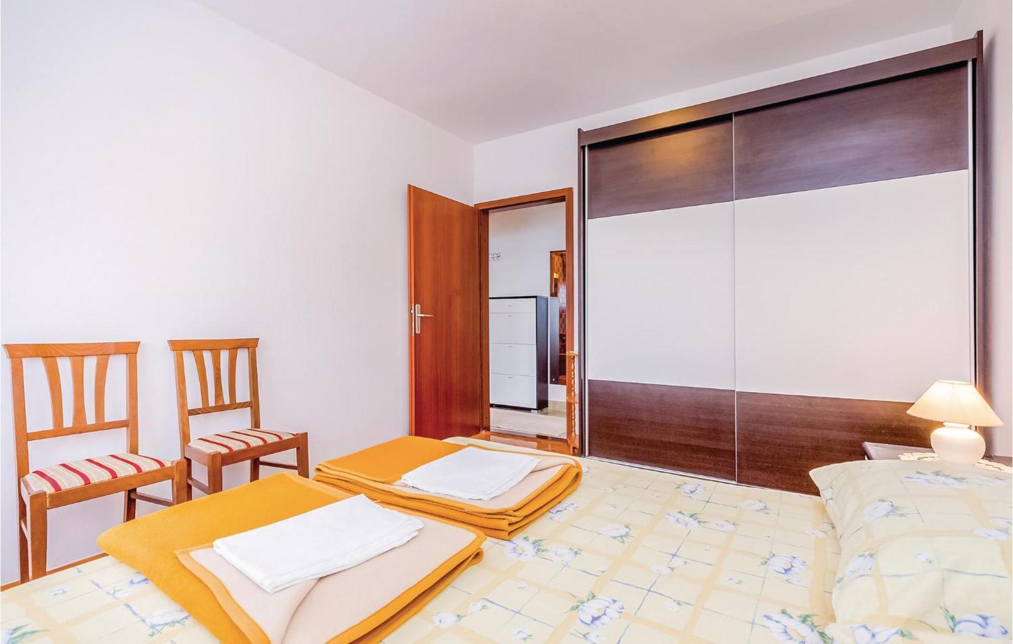 Stunning Apartment In Novi Vinodolski With Wifi 외부 사진