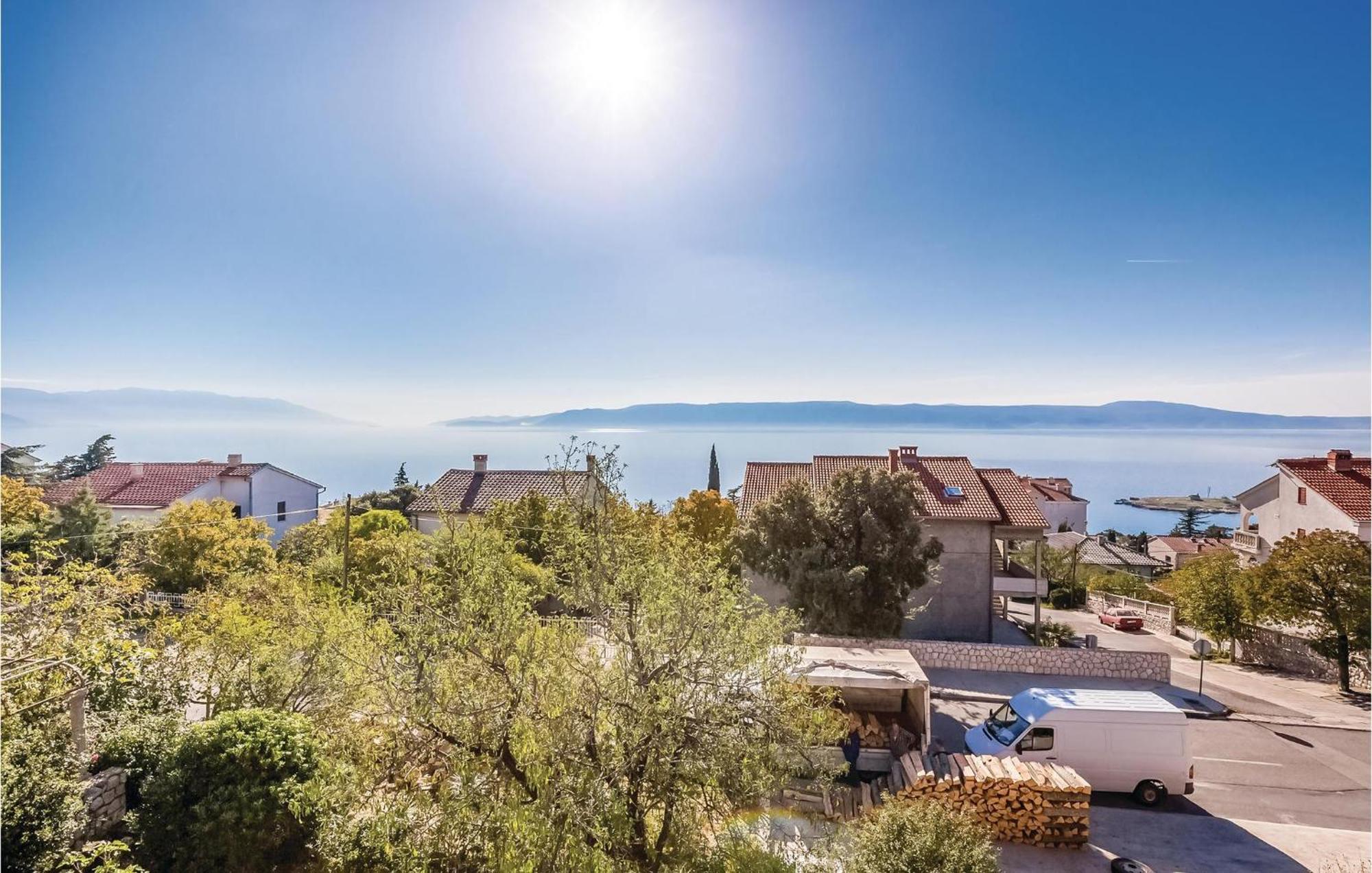 Stunning Apartment In Novi Vinodolski With Wifi 외부 사진